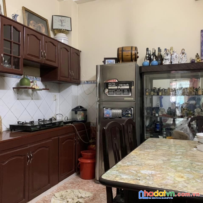 Cần bán gấp!!
huỳnh văn bánh - phường 17- phú nhuận