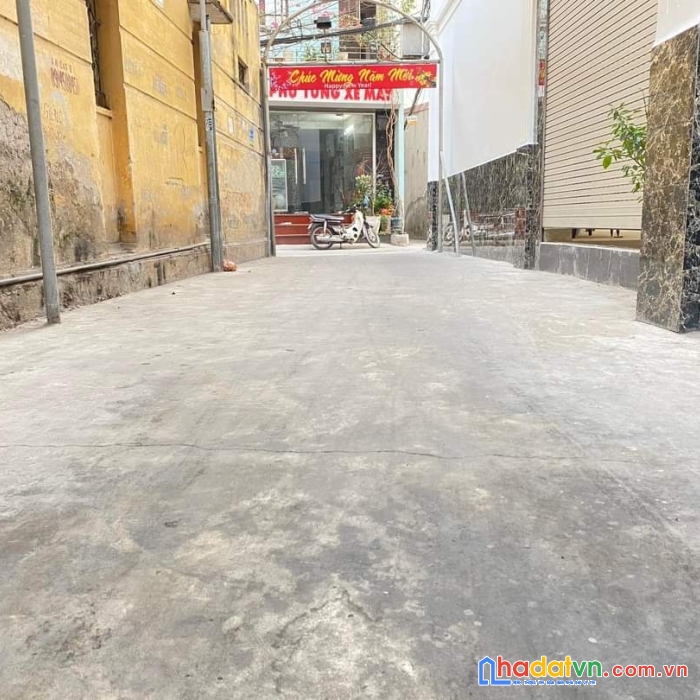 Nhà mới, ô tô đỗ cửa, ngõ thông, 33m2, 5 tầng nhỉnh 3 tỷ phố nam dư, quận hoàng mai