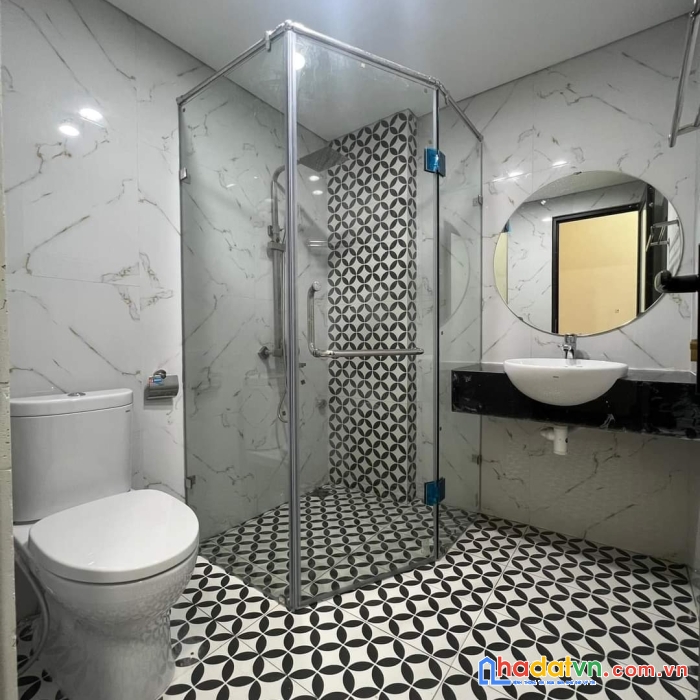 Nhà mới, ô tô đỗ cửa, ngõ thông, 33m2, 5 tầng nhỉnh 3 tỷ phố nam dư, quận hoàng mai