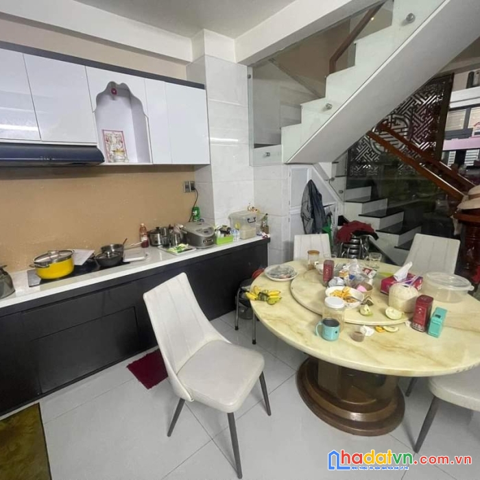 Ngộp bank hxh thông thành mỹ - 40m2 - 3 tầng