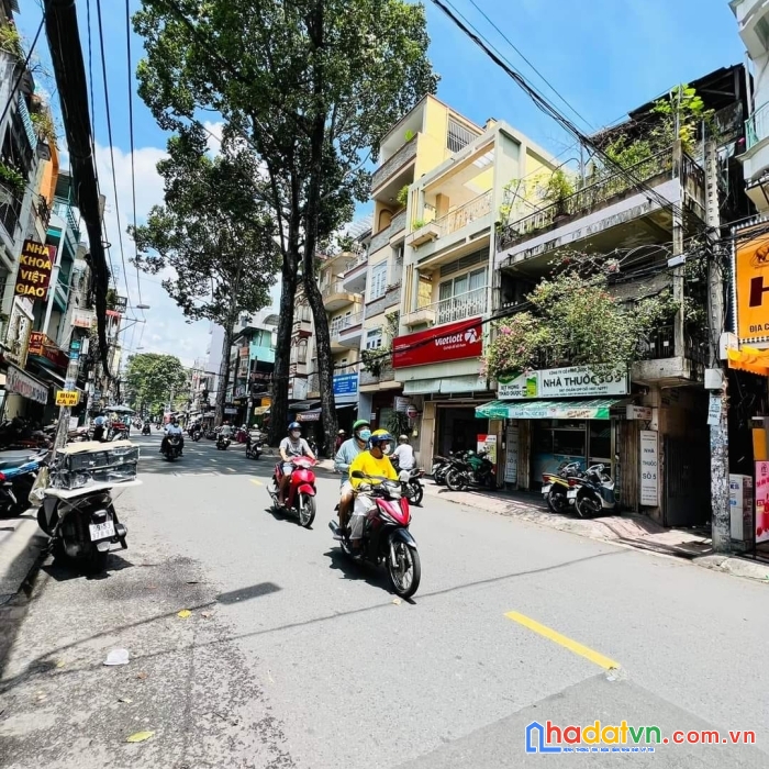 Bán nhà mặt tiền kinh doanh ngô quyền quận 10, 4 tầng, 4x15, 61 m2, nhĩnh 10 tỷ