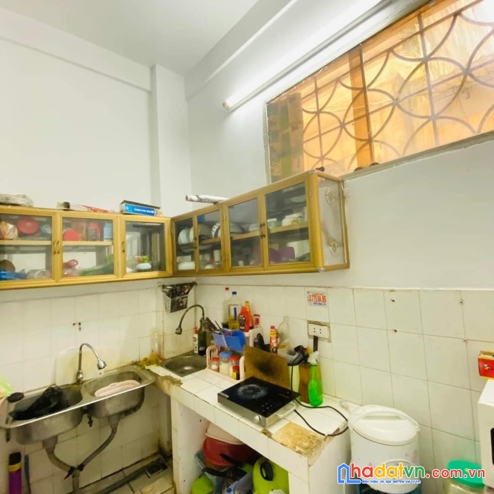 Bán gấp nhà phố hoàng cầu 32m2*4 tầng mt 3,2m  nhỉnh 4 tỷ.