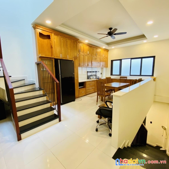 Bán nhà 3 tầng siêu đẹp, ngay aeon tân phú, 81m2, ngang 4.5m, nhà mới ở ngay,