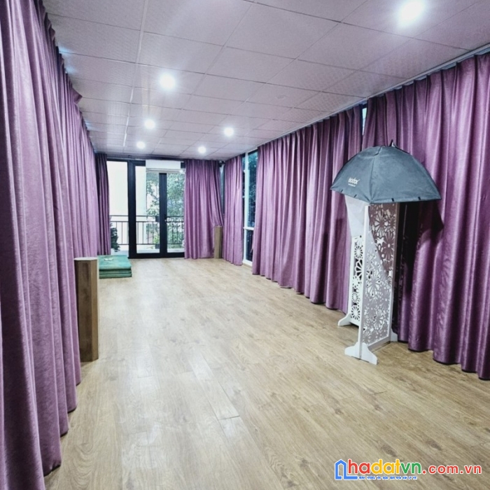 Bán nhà tây sơn dt 45m2 x 5 tầng, ngõ nông, gần phố,  gần ô tô, 5 tỷ lh 0966037496