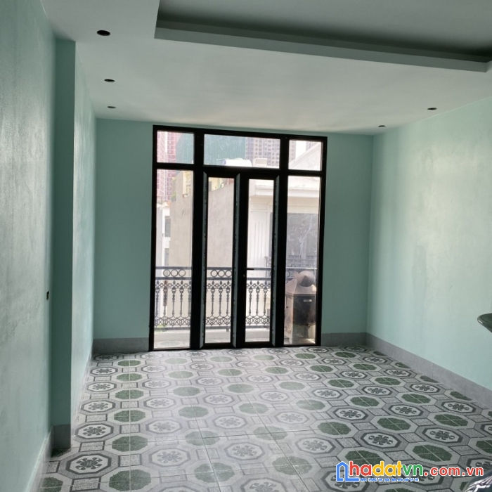 Bán nhà khu xã đàn dt 45m2 x 5 tầng, ngõ nông, gần phố,  gần ô tô, 4,9 tỷ lh 0966037496