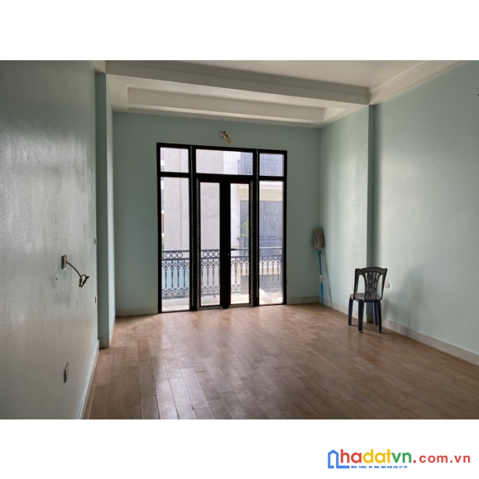 Chỉ 4,9 tỷ sở hưu nhà ngã 6 ô chợ dừa 45m2 x 5 tầng, gần phố, ngõ nông, thông tứ tung, lh