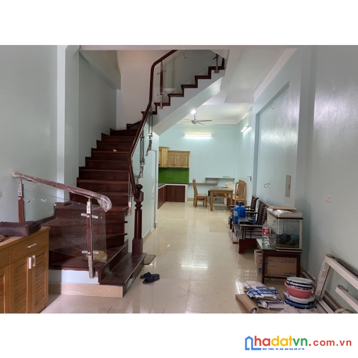 Bán nhà trần hữu tước 45m2 x 5 tầng, ngõ thông tứ tung, gần phố, lh 0966037496