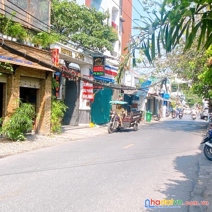 Ngộp bank nặng - mt trần bình trọng 4.5 x 11m - giá chỉ nhỉnh hơn 4 tỷ