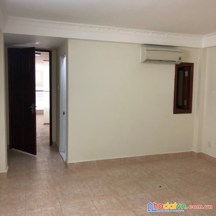 Cho thuê nnc mặt tiền đường hoa phường 7, q. phú nhuận