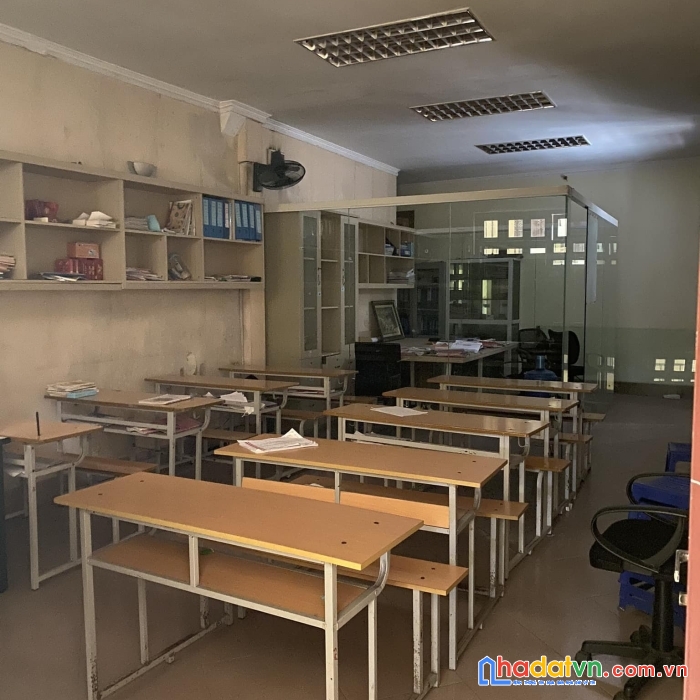 Chính chủ bán nhanh nhà giải phóng 335m2 đường 3 ô tô tránh nhau sổ nở hậu giá hơn 20 tỷ