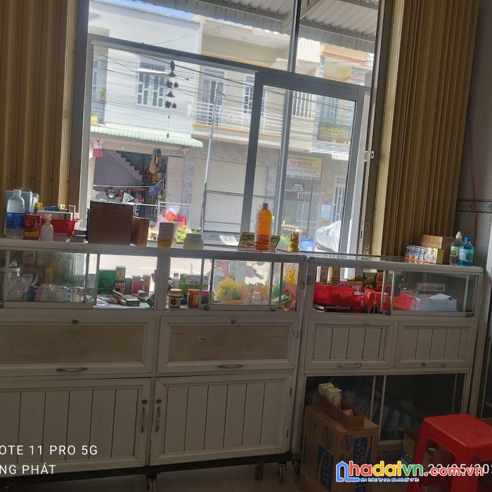 Cần sang nhượng lại tiệm thuốc tây mặt tiền đường tại đường na11 kdc thuận giao