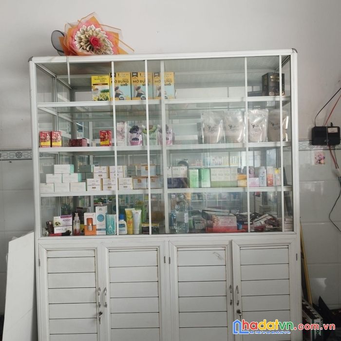 Cần sang nhượng lại tiệm thuốc tây mặt tiền đường tại đường na11 kdc thuận giao