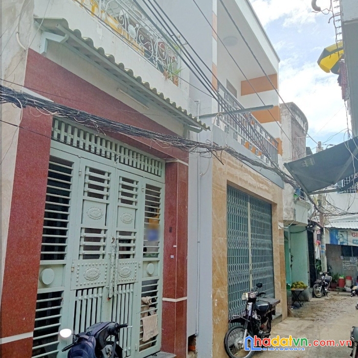 Nhà bán mới 2 tầng hẻm thông đường 84 cao lỗ p4q8 - 4 tỷ 860