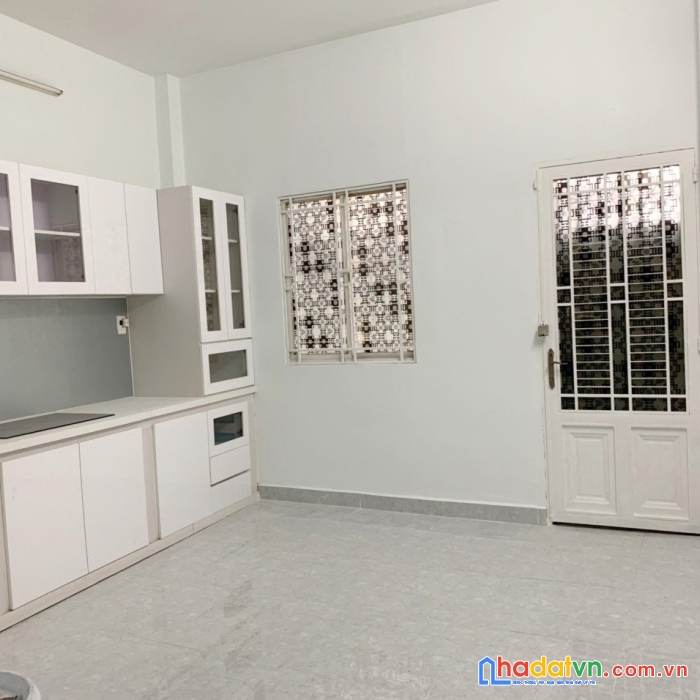 Cho thuê nnc 4 tầng, 2 mặt hẻm, ôtô tới nhà đường dương bá trạc p1q8. giá 21 triệu