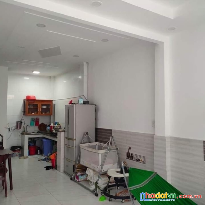 Nhà nơ trang long bình thạnh 40m 2 tầng 5,5 tỷ . xe tải đỗ cửa