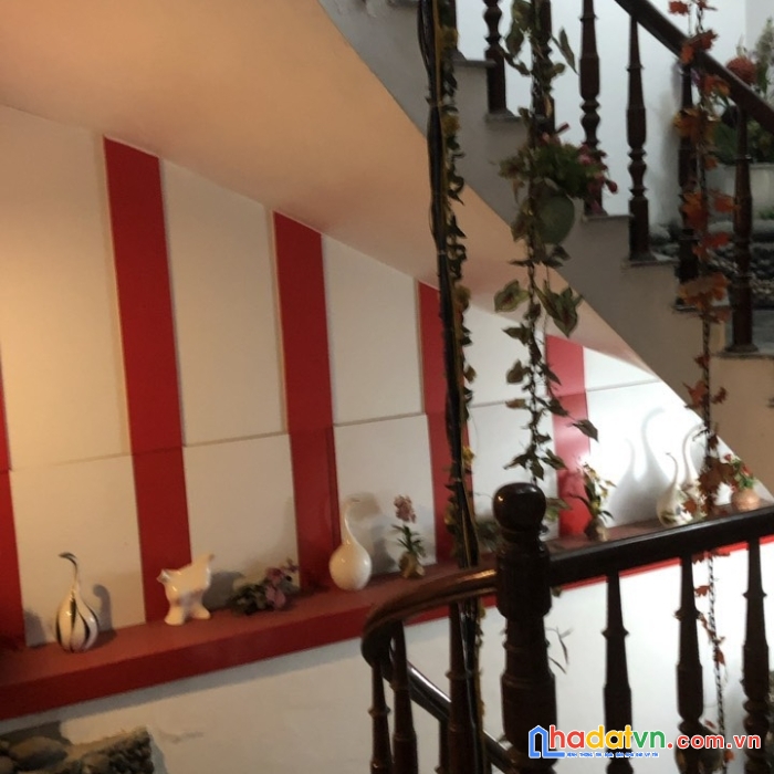 Bán nhà 4 tầng gần 100m2 mặt đường trần phú, tp vinh