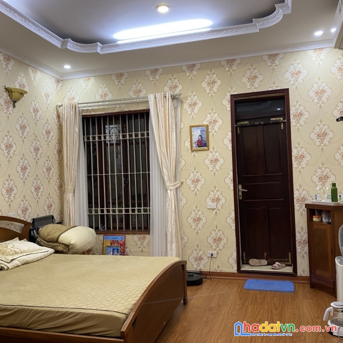 Cho thuê nguyên căn trần thái tông, 40m 4t. oto, kdvp, full đồ. 16tr