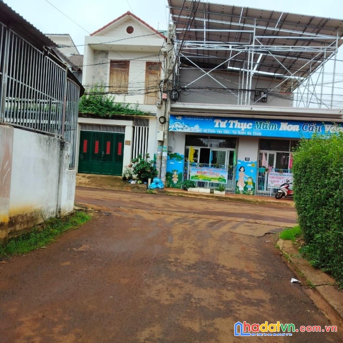 Chính chủ cần bán lô đất hẻm 22 phạm hùng,  tân an, buôn ma thuột