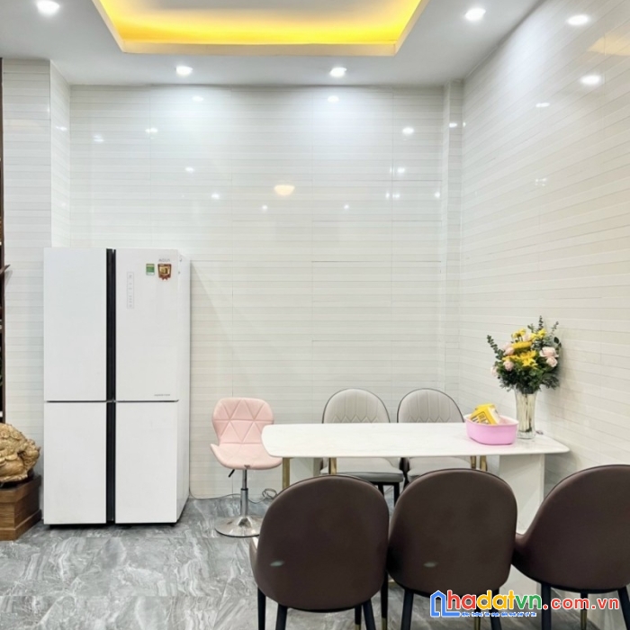 Hiếm nhà đẹp ở ngay phố tôn đức thắng đống đa 36m2 4 tầng ngõ thông, nhỉnh 4 tỷ 0966037496