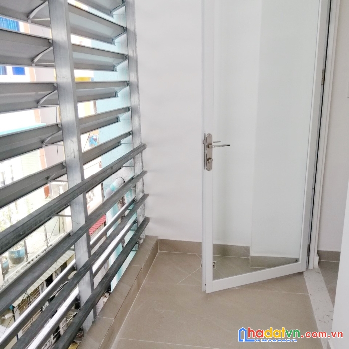 Nhà thuê 5 tầng hẻm thông 301 dương bá trạc p1 q8  - giá : 13 triệu