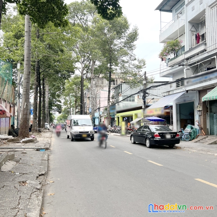 Cho thuê nhà mới 8 tầng mặt tiền đường đào duy từ p6q10 - 100 triệu