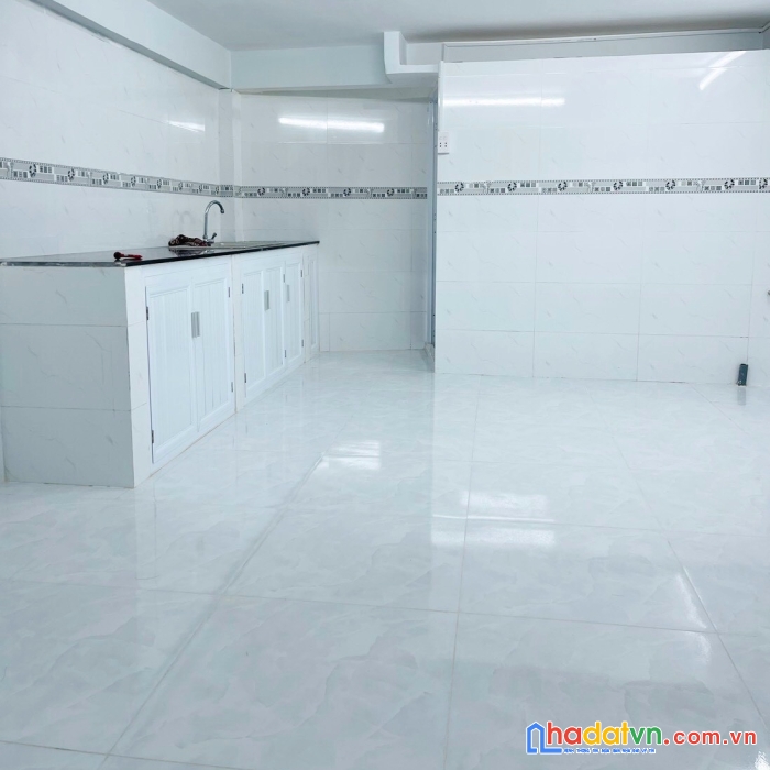 Nhà mới hẻm 330 âu dương lân p3q8 - giá : 3.15 tỷ (thương lượng)