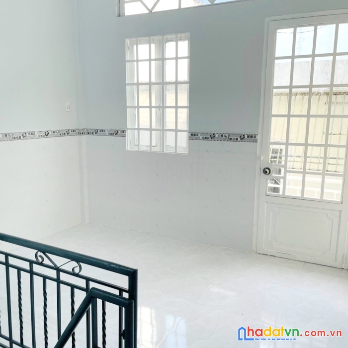 Nhà mới hẻm 330 âu dương lân p3q8 - giá : 3.15 tỷ (thương lượng)