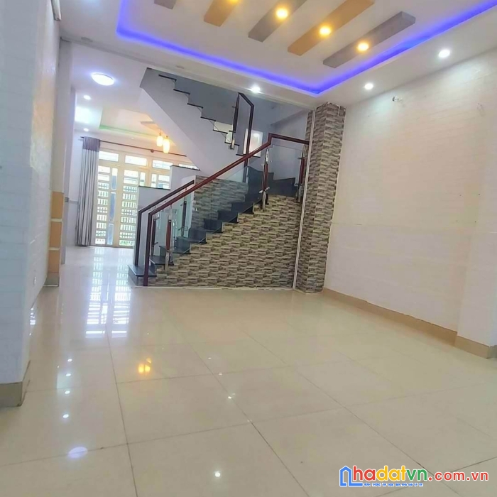 Bán nhà hxh trường chinh, tân phú 2 tầng-65m2 chỉ 5.7 tỷ