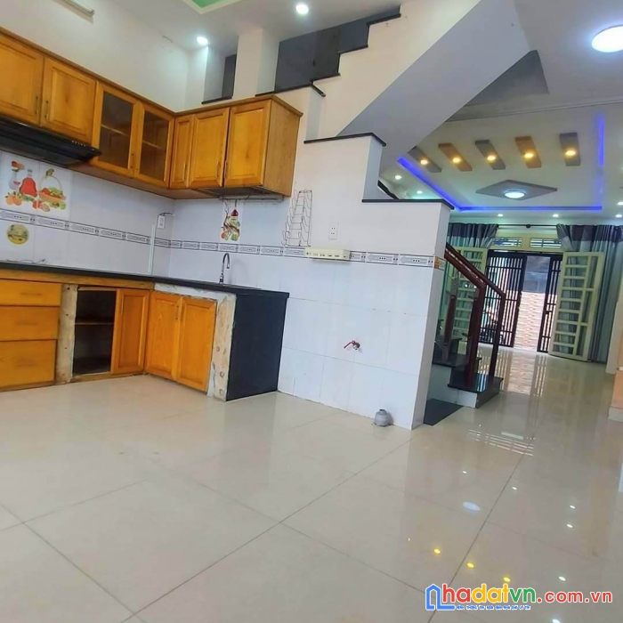 Bán nhà hxh trường chinh, tân phú 2 tầng-65m2 chỉ 5.7 tỷ