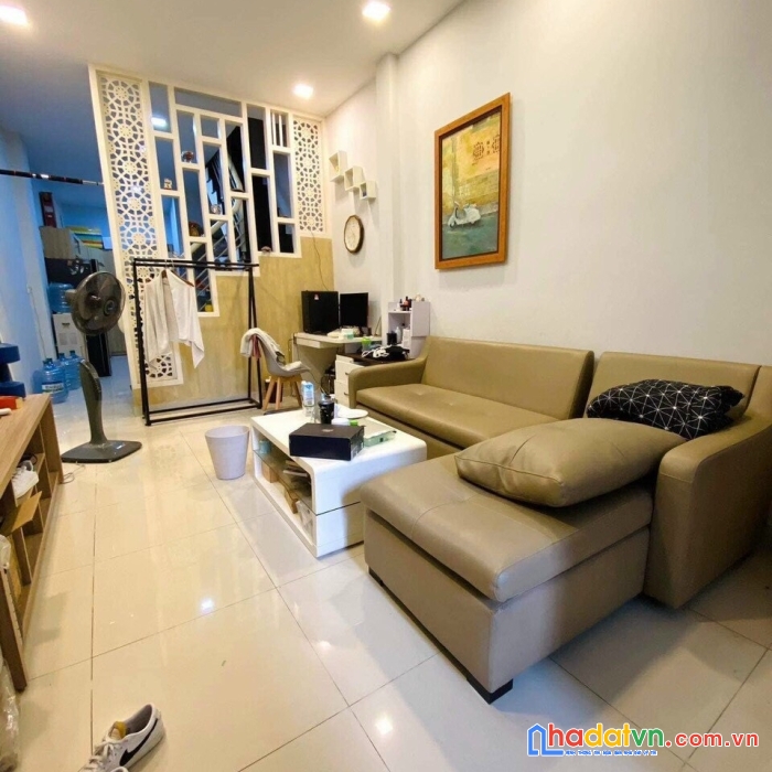 Nhà xô viết nghệ tĩnh p17 bình thạnh 55m 2 tàng 5,5 tỷ