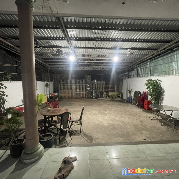 Bán đất tặng nhà -đất 2 mặt tiền  đường nguyễn chí thanh,  hiệp an, tp thủ dầu một,
