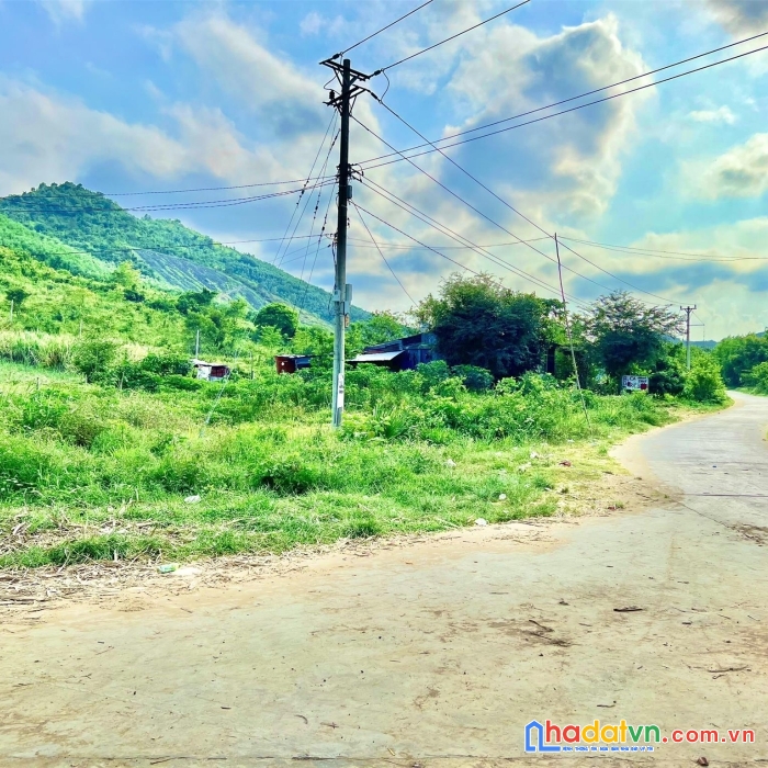 Chính chủ bán lô góc 2 mặt tiền vị trí đắc địa tại ninh tây - tx ninh hoà - khánh hoà