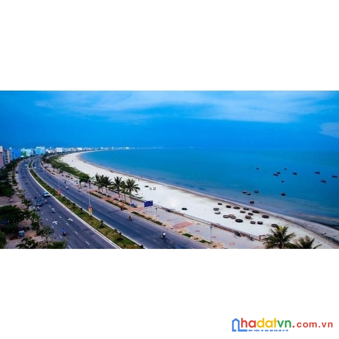 Cần bán đất mt phùng hưng, đất vị trí đẹp, nằm ngay sau lô biệt thự nguyễn tất thành