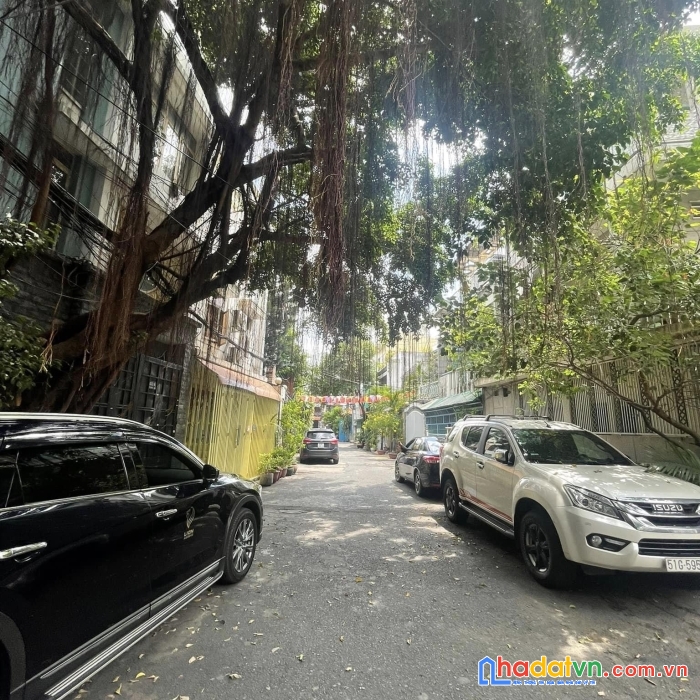 Nhà hiếm phú nhuận, trần hữu trang hẻm 10m, xh ngủ nhà, 5 tầng, ngang 6.5m, 65m2, 15.5 tỷ