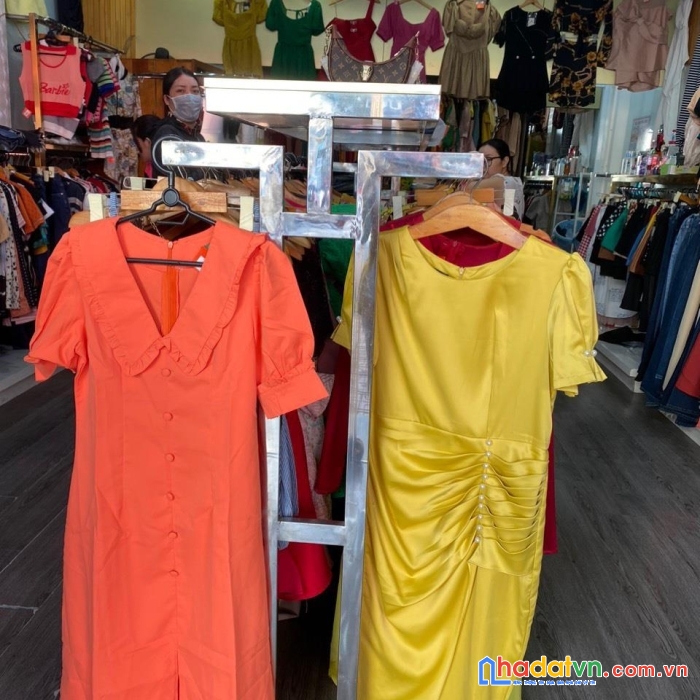 Chính chủ sang nhượng gấp shop thời trang 47 quang trung