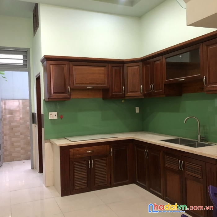 Chính chủ cần bán hoặc cho thuê nhà hxh - diện tích sd 160m2