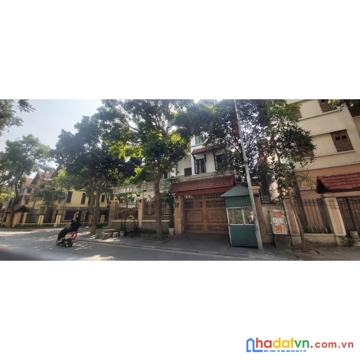 Biệt thự việt hưng, long biên, lô góc 3 mặt thoáng, đẳng cấp sống thượng lưu.