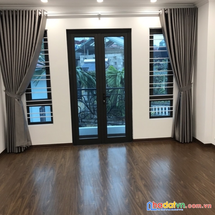 Trần cung nhà mới đẹp 55m 5t giá chỉ 13 tỷ 8