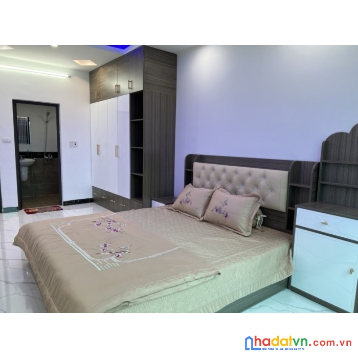 Hiếm nhà thái hà 44m2  4 tầng, nhà đẹp ở ngay, 3 bước ra phố, ngõ thông nhiều hướng, lh 0966037496