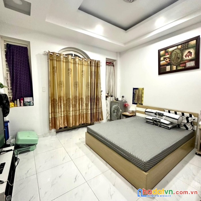 Bán gấp nhà 5 tầng, khu dân cư vip tô hiệu, tân phú, ngay công viên