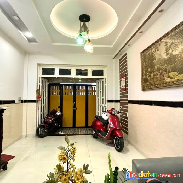 Bán gấp nhà 5 tầng, khu dân cư vip tô hiệu, tân phú, ngay công viên