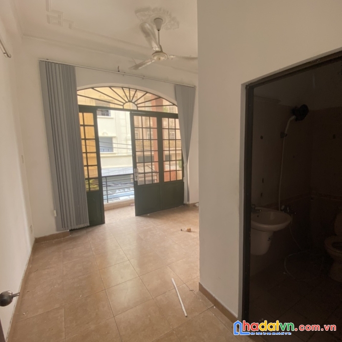 Cho thuê nhà đường út tịch p4 quận tân bình