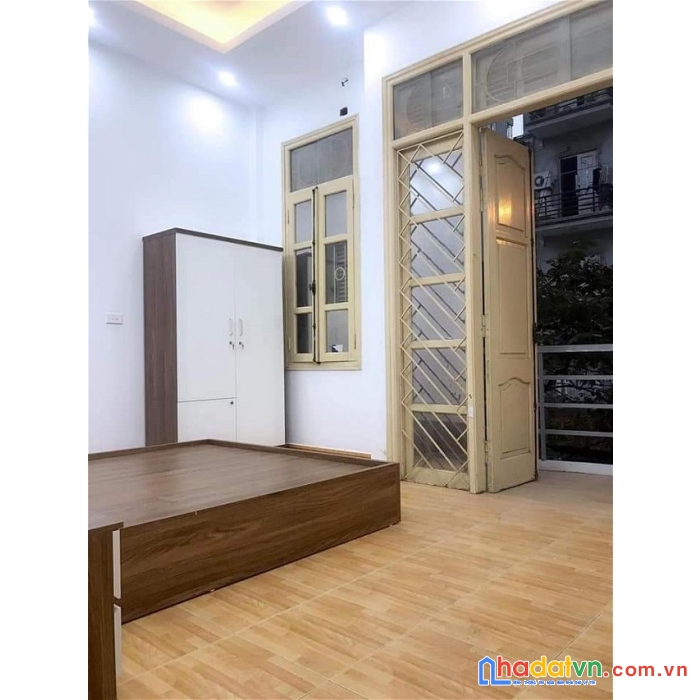 Cần bán gấp nhà thái định cư la khê 45m2 mt4.6m chỉ 7.8 tỷ phân lô vỉa hè ô tô trành kinh doanh