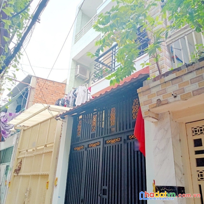 Nhà bán 2 tầng - 41m2 hẻm thông đường nguyễn chế nghĩa p12q8