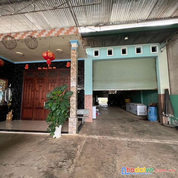 Bán đất tặng nhà – tặng kho, giá cực rẻ mặt tiền ql55 bảo lộc