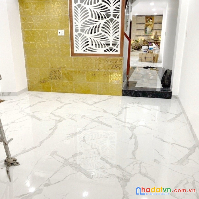 Cho thuê nnc 6 tầng mặt tiền đường hoà hưng p13.q10. giá 45 triệu
