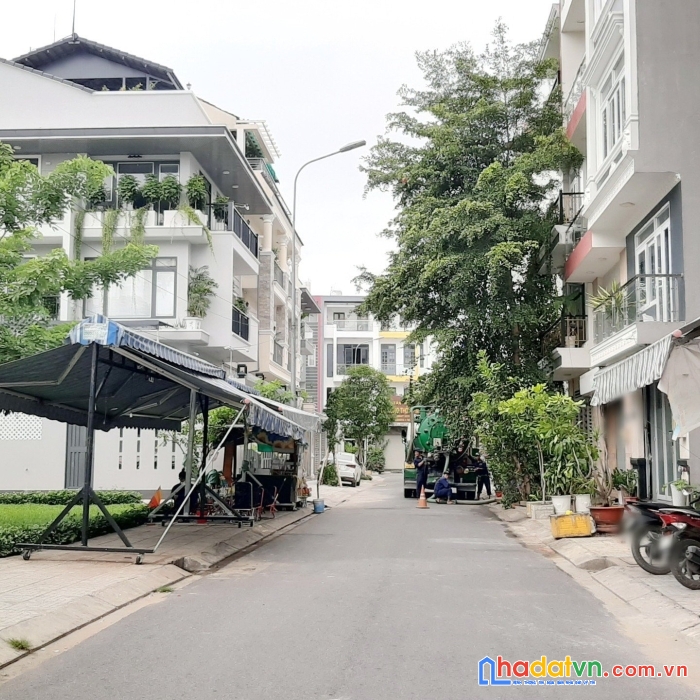 Cho thuê nnc mặt tiền đường nội bộ kdc bông sao p5q8. giá 18 triệu