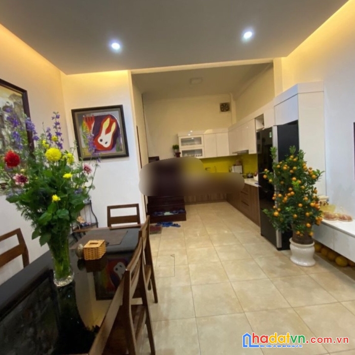 Cho thuê nhà nguyên căn nguyễn chí thanh 45m, 5 tầng. 5 ngủ. nhà mới đẹp, full đồ. 14tr