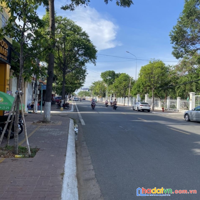 Sở hữu ngay căn nhà 2 mặt tiền trương công định vị trí đẹp tại tp. vũng tàu.