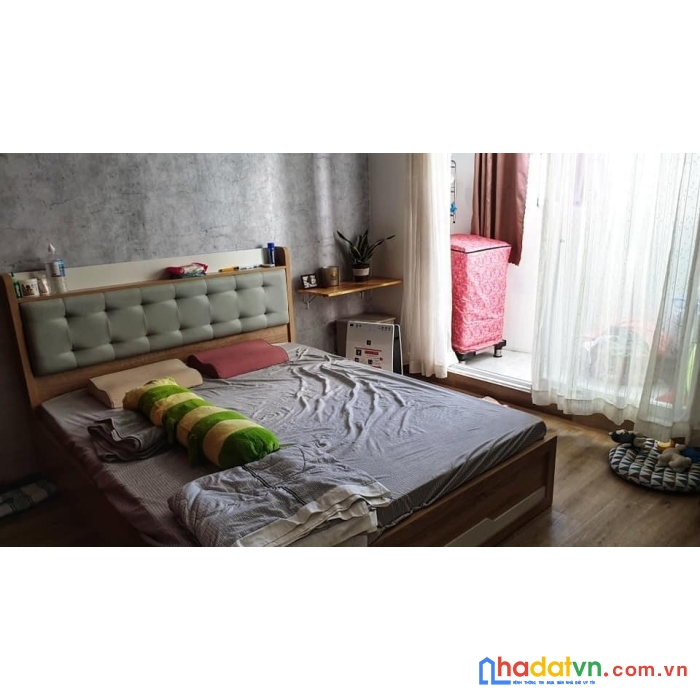Bán nhà 2 tầng, 58m2, sát aeon tân phú,xe hơi đỗ của,ngộp cần bán gấp.